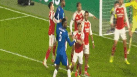 “奔腾在帕米尔高原的古丽骑手”